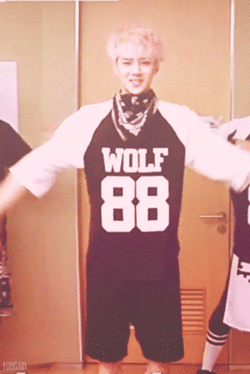 #吴世勋#跟着世勋一起动起来！