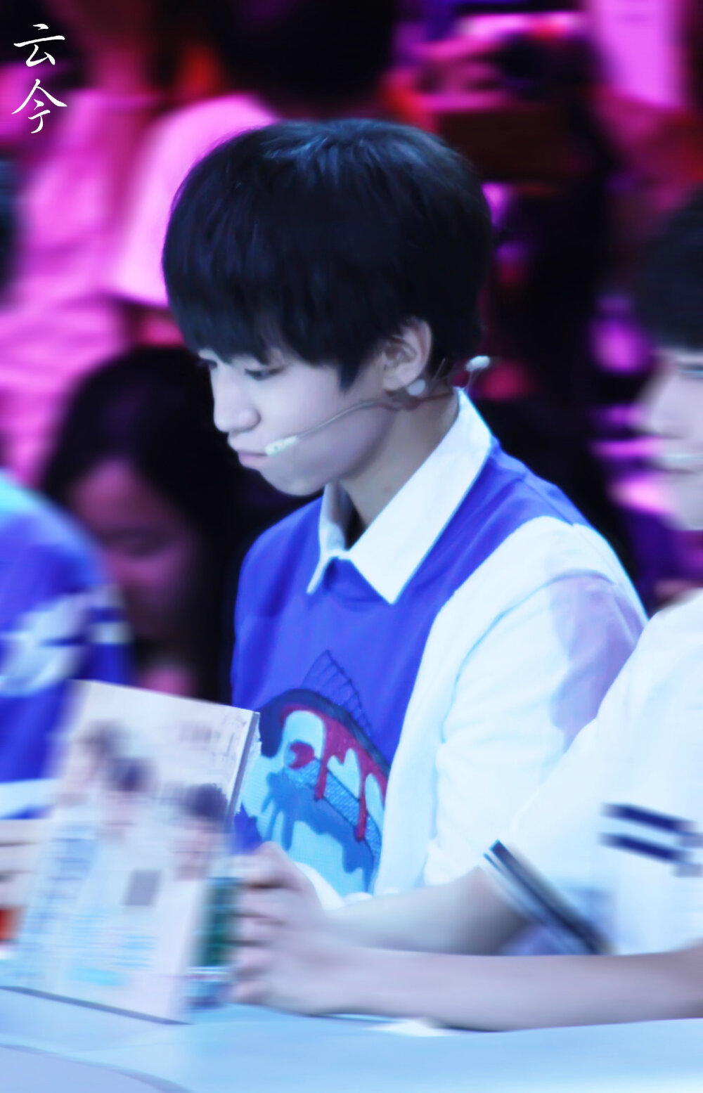 #王俊凯# #TFBOYS王俊凯# 140828年代秀 cr：嘿哟哟哟哟哒哒