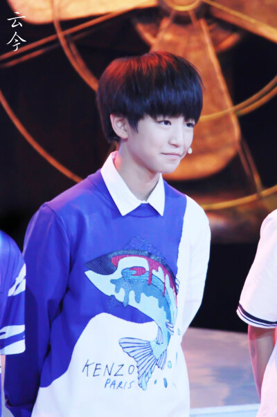 #王俊凯# #TFBOYS王俊凯# 140828年代秀 cr：嘿哟哟哟哟哒哒
