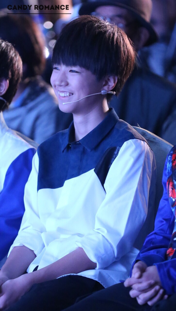 #王俊凯# #TFBOYS王俊凯# 20141017带你去见他+星钻圆梦 cr：logo