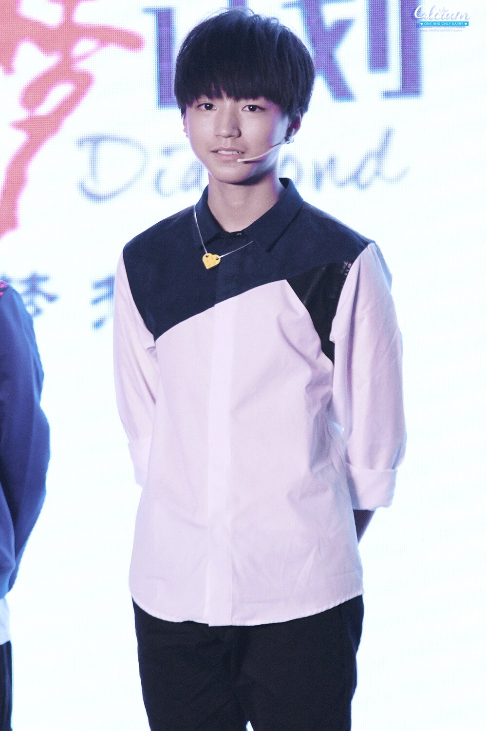 #tfboys##王俊凯# #TFBOYS王俊凯# 20141017带你去见他+星钻圆梦 cr：logo