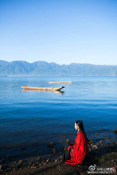 【大菇凉】【岂曰无衣 与子同袍】汉服 同袍 华夏衣冠 汉家衣裳 形制 袖制 摄影@东边糖糖云 气质 意境 唯美 曲裾