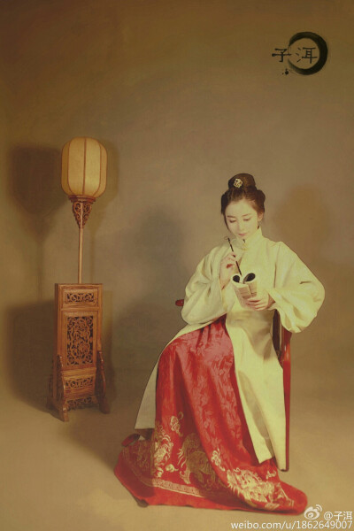 【大菇凉】【岂曰无衣 与子同袍】汉服 同袍 华夏衣冠 汉家衣裳 形制 袖制 摄影@子洱 气质 意境 唯美 立领披风