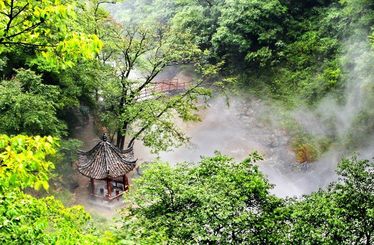 这不是特效，这是每次雨后的天堂寨