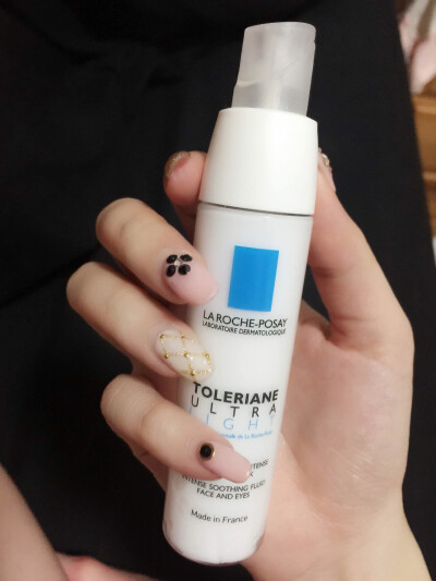 哈哈，明天去换新款式，赶紧拍照留念。