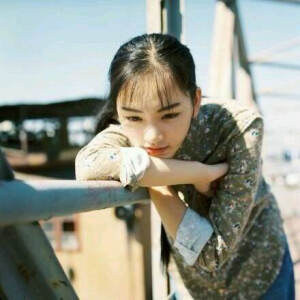 女生头像火山火山 如果我先伸出手你会不会跟我走