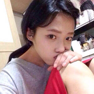 女生头像如果我先伸出手你会不会跟我走