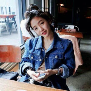 女生头像如果我先伸出手你会不会跟我走