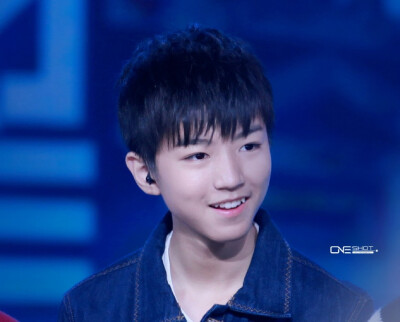 #王俊凯# #TFBOYS# 141126梦想星搭档 cr：logo