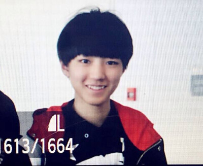 #王俊凯# #tfboys# 20150321长沙 即使用逃避的方法，也希望尽快把这件事解决