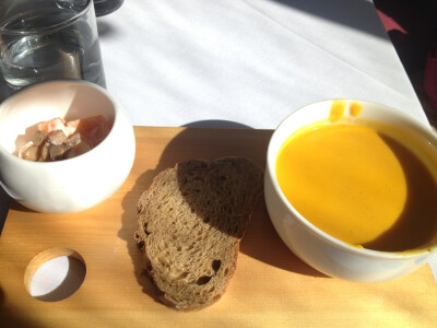 全麦＋南瓜汤