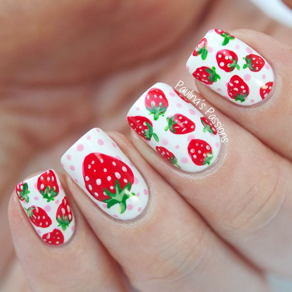 草莓美甲