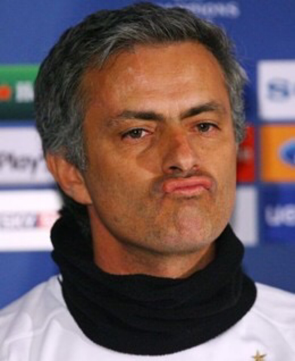 穆里尼奥会这么撅嘴的男人特可爱