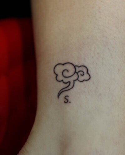 纹身像爱人久了会上瘾 。