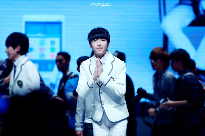 TFBOYS王俊凯 2015.02.28 步步高超级公开课录制现场。