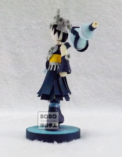 立体衍纸人物，单个的细节图，无论哪个角度看都喜欢啊~~~~ 店里有售：http://shop34818211.taobao.com/