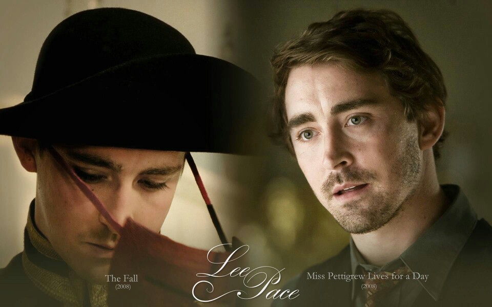 #HappyBirthdayLeePace#在#Lee Pace#36岁生日之际奉上由@京極娘JJ娘 制作的#李佩斯#电影电视角色高清壁纸，也让我们来感谢他所塑造的众多精彩纷呈的银幕形象霸道总裁、威武精灵王、落拓吸血鬼、痴情钢琴师、潇洒蒙面侠、美丽坚强的舞娘，佩佩的哪个人物是你的最爱？［转］