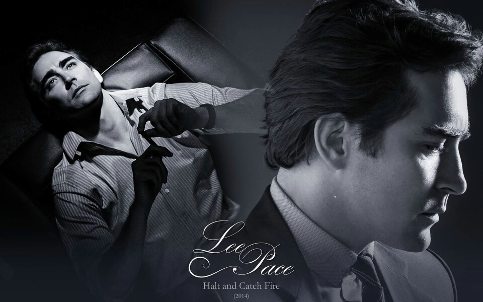 #HappyBirthdayLeePace#在#Lee Pace#36岁生日之际奉上由@京極娘JJ娘 制作的#李佩斯#电影电视角色高清壁纸，也让我们来感谢他所塑造的众多精彩纷呈的银幕形象霸道总裁、威武精灵王、落拓吸血鬼、痴情钢琴师、潇洒蒙面侠、美丽坚强的舞娘，佩佩的哪个人物是你的最爱？［转］