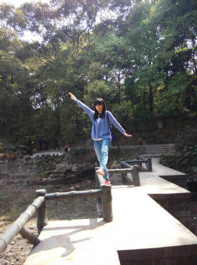 咕咚 是不是有很多人讨厌我？？？