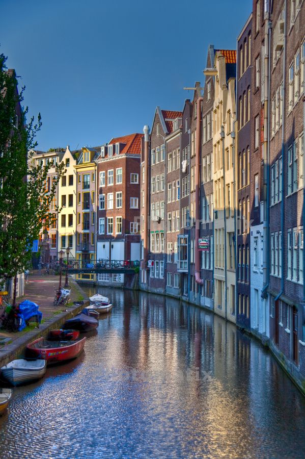 canals at sunset, amsterdam, nederland.