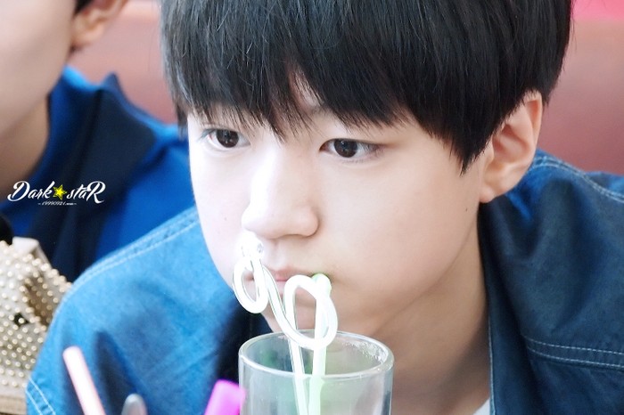 #王俊凯# #TFBOYS王俊凯# #TFBOYS# 20140717广州至北京 cr logo