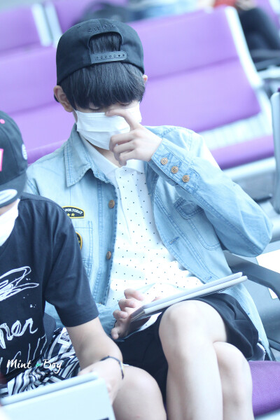 TFBOYS王源 140820 台湾赴北京 cr：MintBoy1108