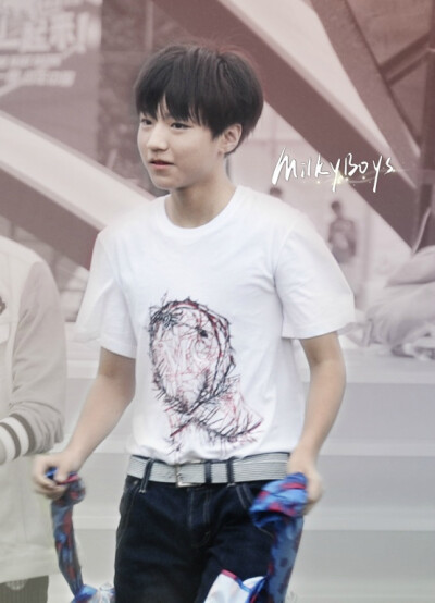 #王俊凯##TFBOYS王俊凯# #TFBOYS# 20140724我们一起来 cr logo