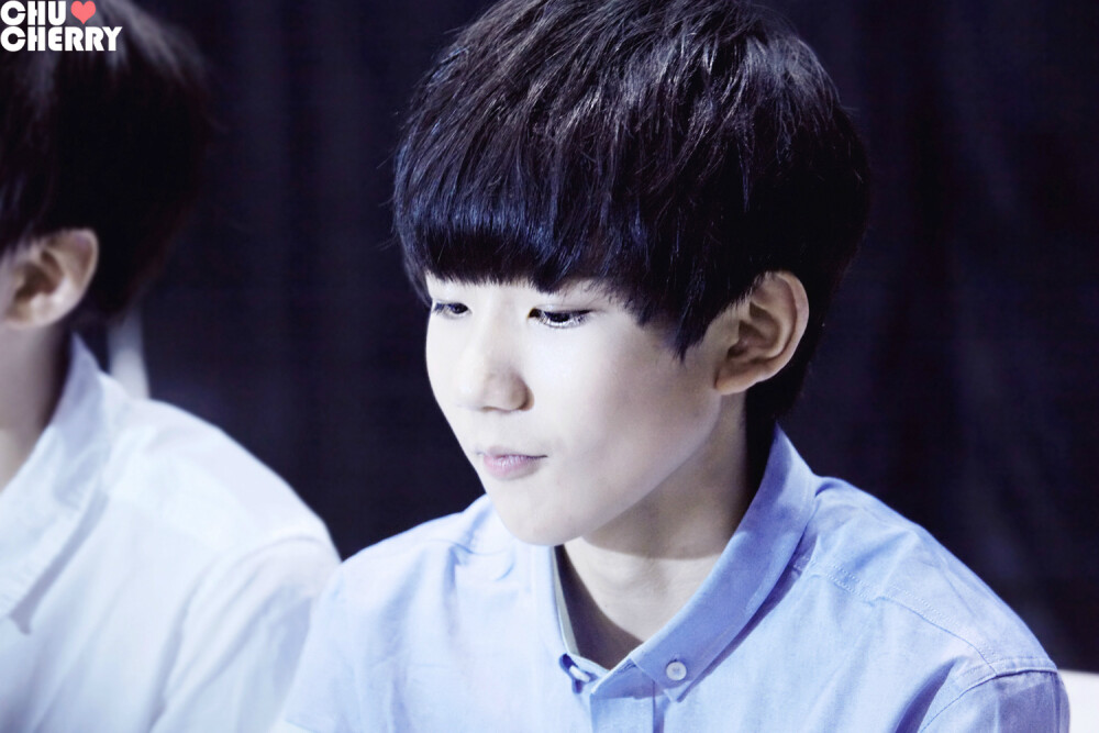 TFBOYS王源 140805 《热力赛车》发布会 cr:Cherroy