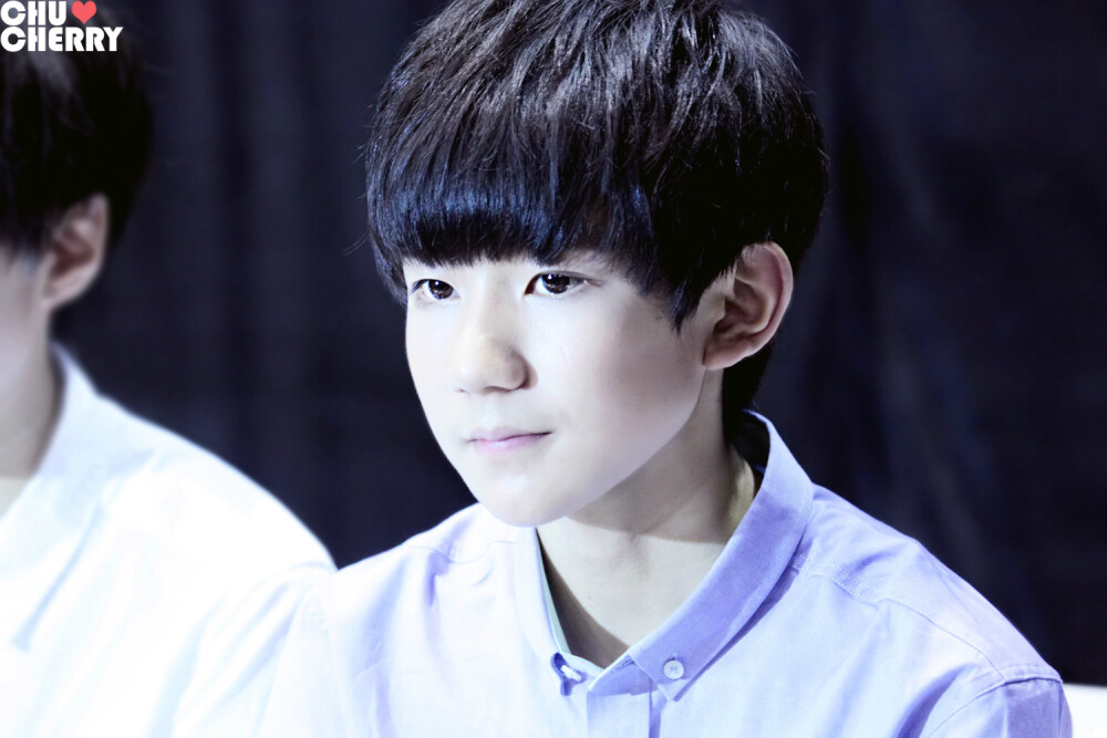 TFBOYS王源 140805 《热力赛车》发布会 cr:Cherroy