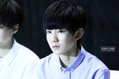 TFBOYS王源 140805 《热力赛车》发布会 cr:SecondToNone