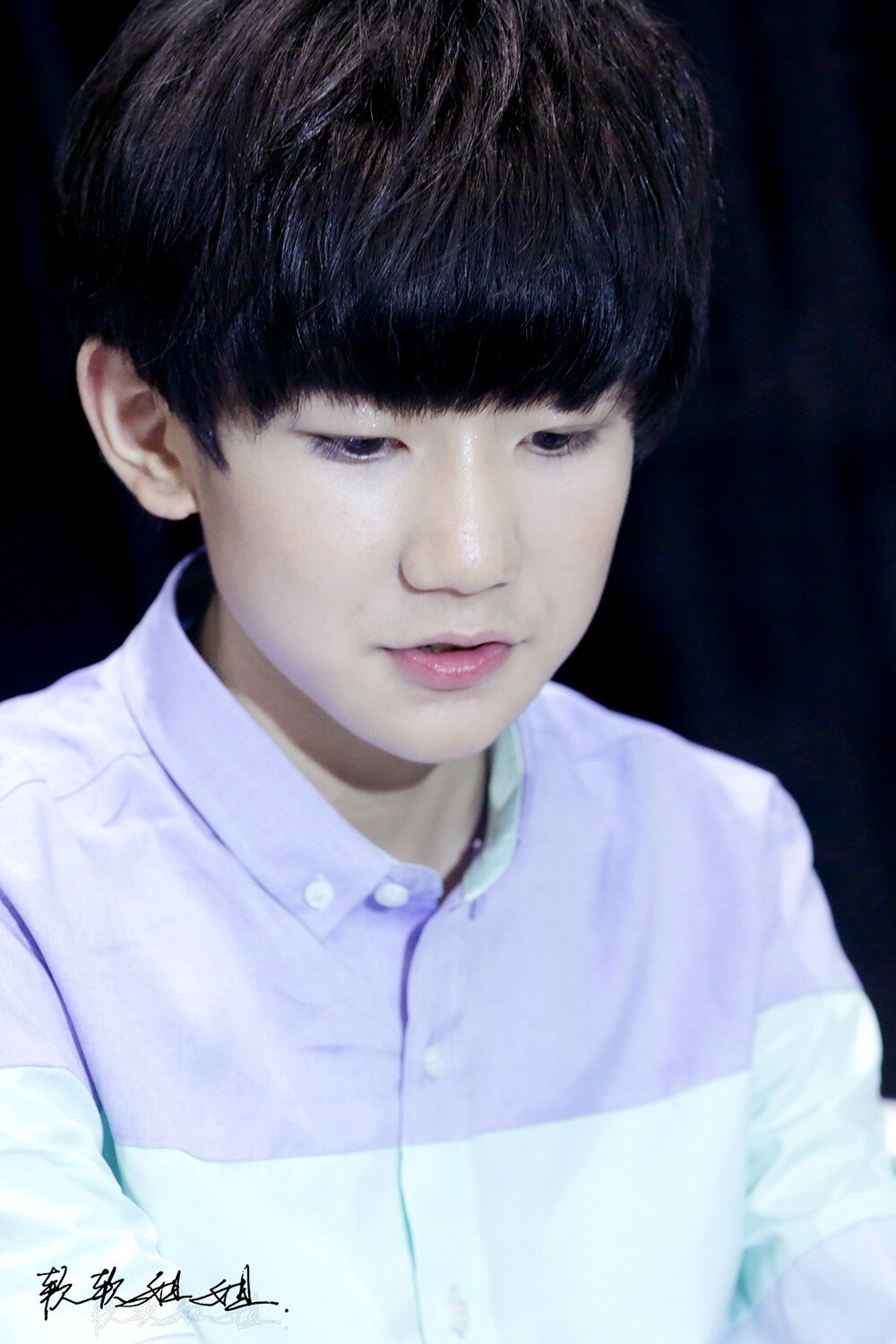 TFBOYS王源 140805 《热力赛车》发布会 cr:Your软软姐姐