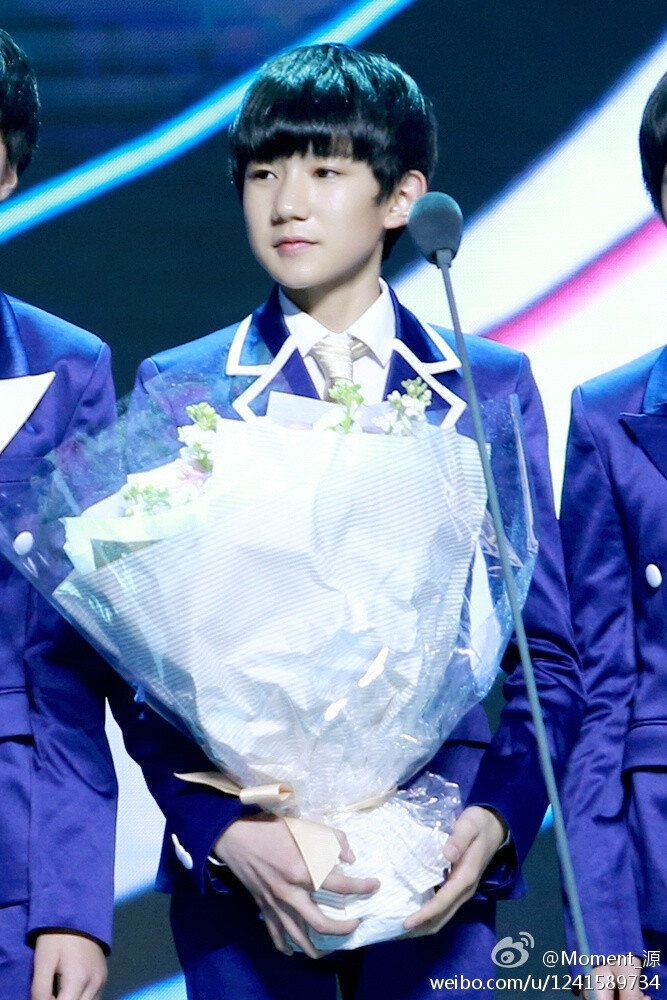 TFBOYS王源 140415 音乐V榜盛典 cr：Moment_源