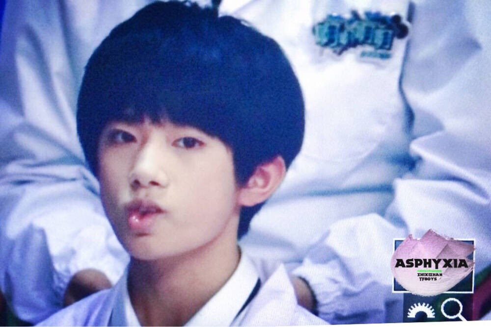 易烊千玺 tfboys JacksonYi 小可爱