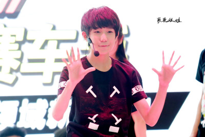 TFBOYS王源 140801 ChinaJoy动漫游戏展 cr：软软的源源是我的爱