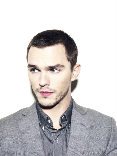 Nicholas Hoult 桌面 壁纸 头像 欧美 帅哥 男神