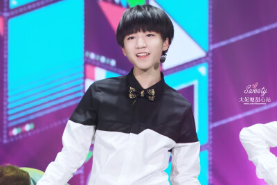 #王俊凯# #TFBOYS王俊凯# #tfboys# 150322快乐大本营录制 CR：TFBOYSweety太妃糖_甜心站