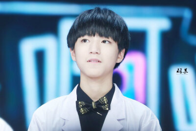 #王俊凯# #TFBOYS王俊凯# #tfboys# 150322快乐大本营录制 CR：羽毛儿苏苏苏