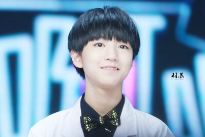 #王俊凯# #TFBOYS王俊凯# #tfboys# 150322快乐大本营录制 CR：羽毛儿苏苏苏