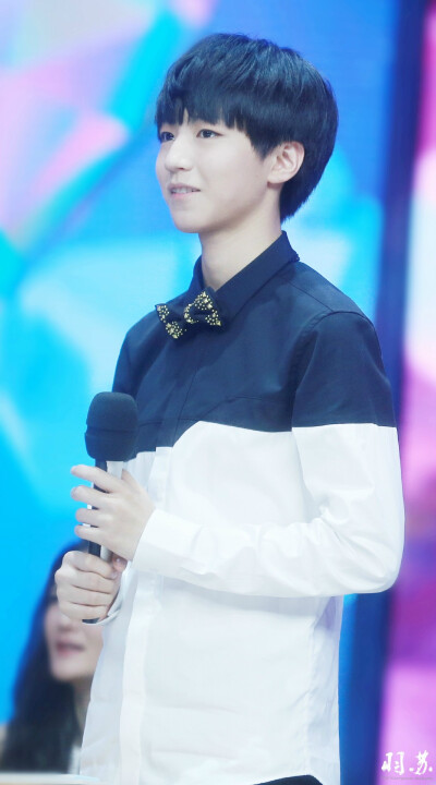 #王俊凯# #TFBOYS王俊凯# #tfboys# 150322快乐大本营录制 CR：羽毛儿苏苏苏