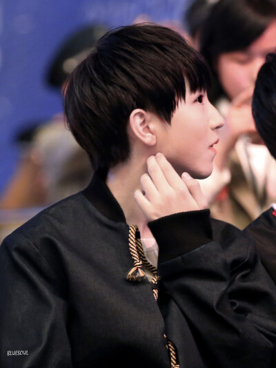 #王俊凯# #TFBOYS王俊凯# #tfboys# 150325QQ音乐年度盛典 CR：BlueSoul_921