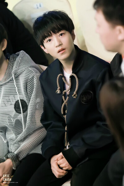 #王俊凯# #TFBOYS王俊凯# #tfboys# 150325QQ音乐年度盛典 CR：EpicCrush0921