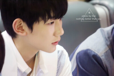 TFBOYS王源 140520-21 长沙返重庆 cr：铉小飞