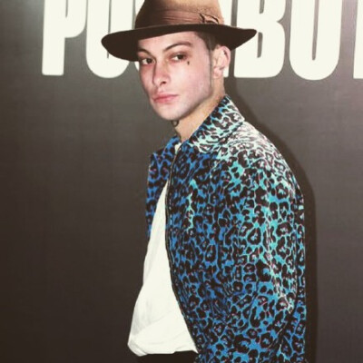 Daniel Snoeks，来自澳大利亚，生于1994年7月12日，纹身师，时装模特。