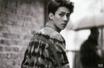 #吴世勋#EXODUS ALBUM PB内页高清扫图。
