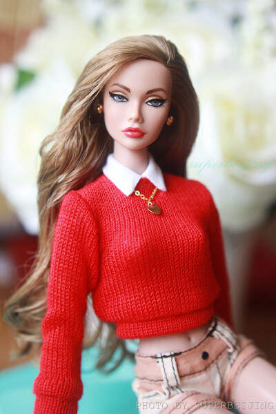 Poppy Parker， 隶属于Integrity Toys，我最心水的娃娃，娇俏妩媚，充满灵气！希望有更多人看到和喜欢她~ *照片均为本人拍摄，欢迎转载，转载请注明出处。*