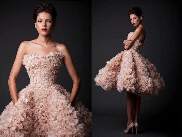 知名婚纱品牌 Krikor Jabotian 释出2015秋冬婚纱系列，设计师将这些耗时几百个工时手工造成的婚纱或礼裙划分为高级定制，结合现代3D立体打印和古典蕾丝刺绣，看上去既前卫又奢华。创作中除了自身钟情的女王般霸气璀璨，也集合了老东家仙女般唯美优雅，自然界生物衍生而来的立体装饰更是美不胜收！