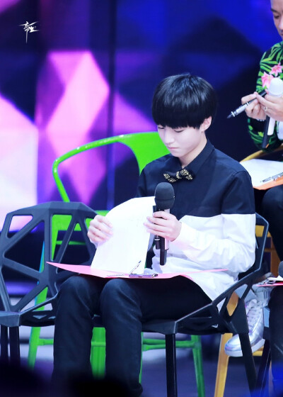 #王俊凯# #TFBOYS王俊凯# #TFBOYS# 20150322快本录制 cr logo