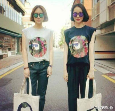 短发女孩也可以性感可爱
