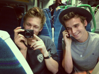 Caspar Lee&amp;amp;Joe Sugg