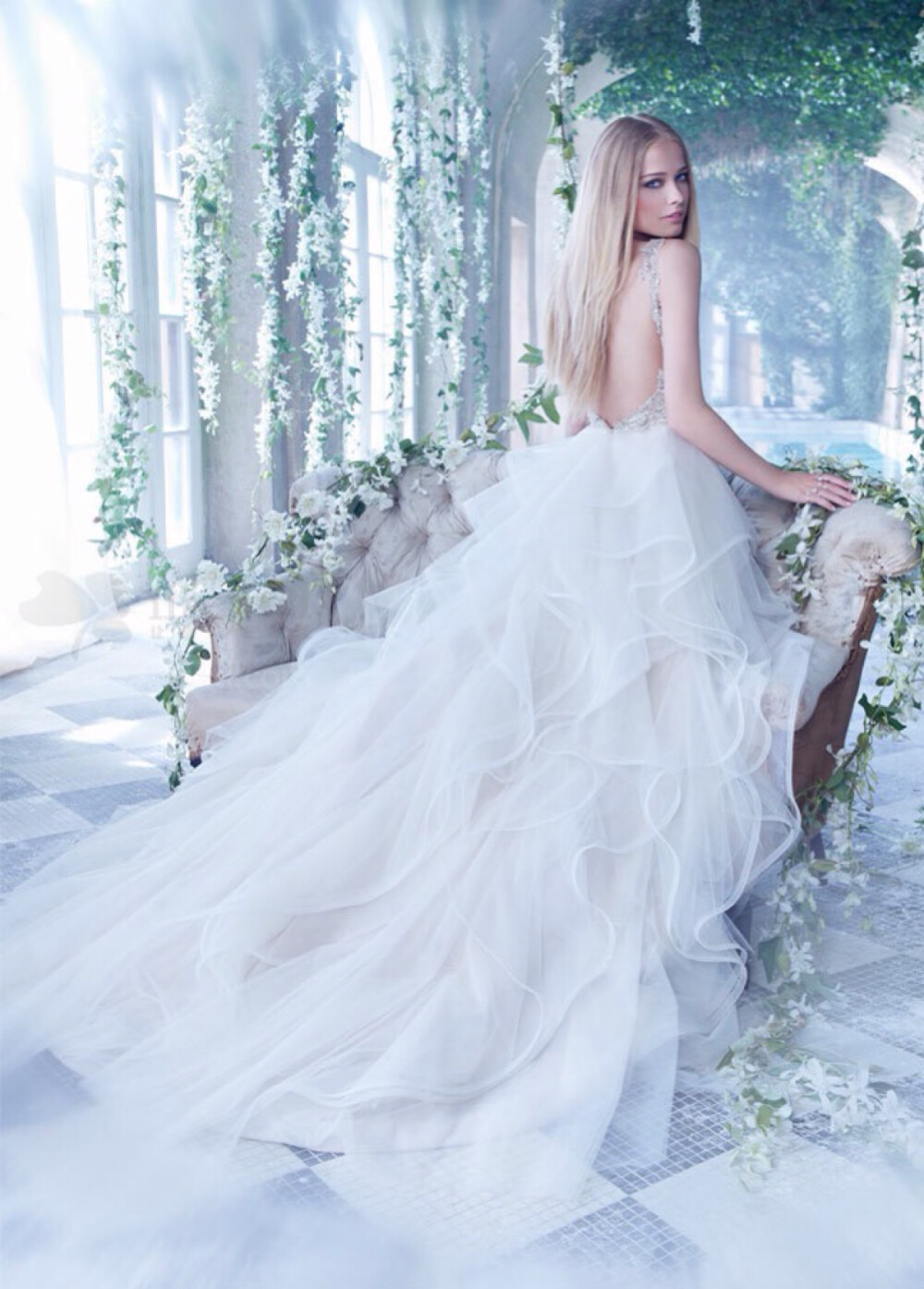 【定格在华服霓裳】Alvina Valenta 婚纱